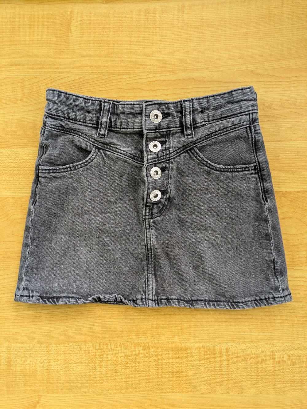 4/$25 H&M Gray Denim Skirt
